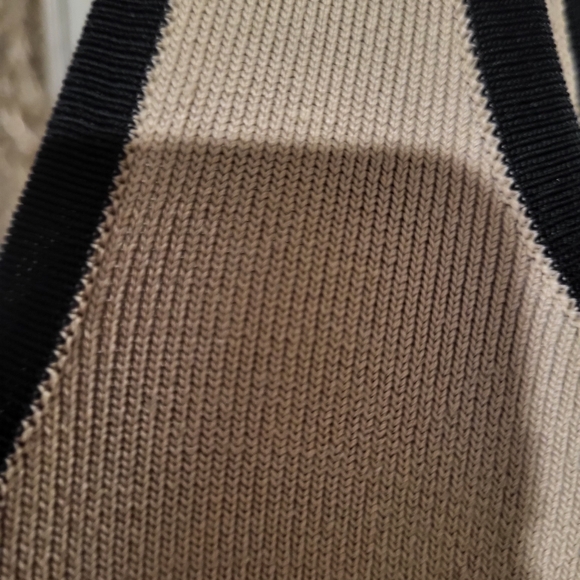 Guess Black and Tan Ribbed Apparel - Picture 6 of 13